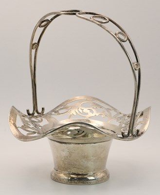 Lot 1147 - An Edward VII hallmarked silver pierced...