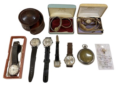 Lot 1817 - A collection of nine assorted vintage lady's...