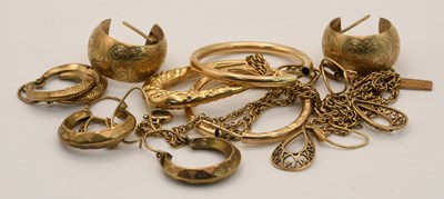 Lot 1337 - A quantity of assorted 9ct yellow gold...