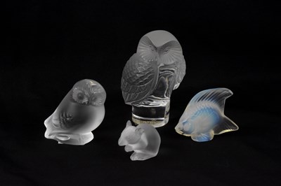 Lot 196 - LALIQUE; two frosted glass models of owls,...