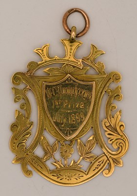 Lot 1333 - A 15ct yellow gold 1st prize fob medal,...