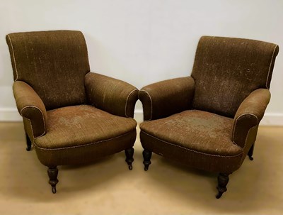 Lot 591 - IN THE STYLE OF HOWARD & SONS; a pair of...