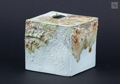 Lot 16 - AKIKO HIRAI (born 1970); a porcelain flower...