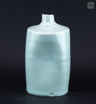 Lot 209 - EDMUND DE WAAL (born 1964); a porcelain bottle...