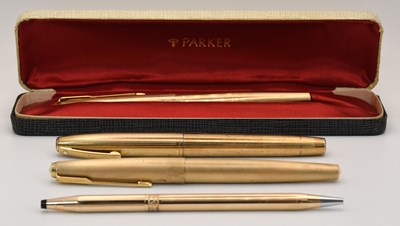Lot 433 - PARKER; a boxed gold plated 61 Insignia...