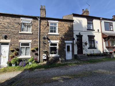 Lot 2 - GUIDE PRICE £99,000 61 New Buildings,...