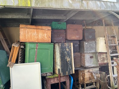 Lot 120 - A collection of assorted metal travelling...