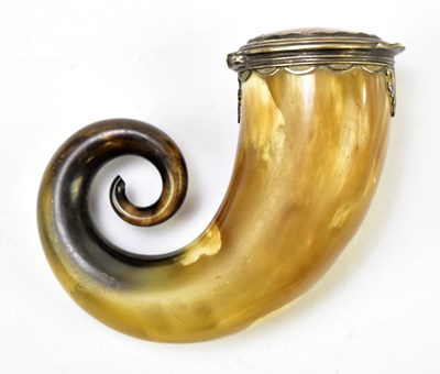 Lot 5 - A 19th century Scottish snuff mull