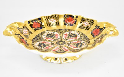Lot 530 - ROYAL CROWN DERBY; a porcelain 1128 pattern...