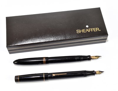Lot 1207 - THE CROXLEY PEN: a fountain pen with 14K nib