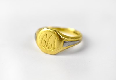Lot 1001 - A 19th century 18ct yellow gold signet ring