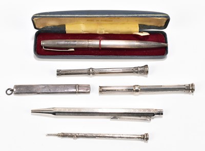 Lot 1186 - S. MORDAN & CO; a silver propelling pencil