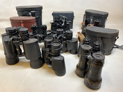 Lot 587 - A collection of 10 pairs of binoculars...