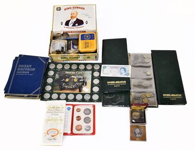 Lot 1333 - A collection of assorted coins