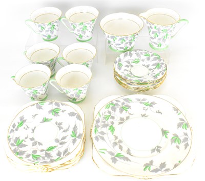 Lot 525 - A twenty-one piece Royal Grafton Art Deco...