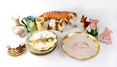 Lot 538 - A group of mixed ceramics to include early...