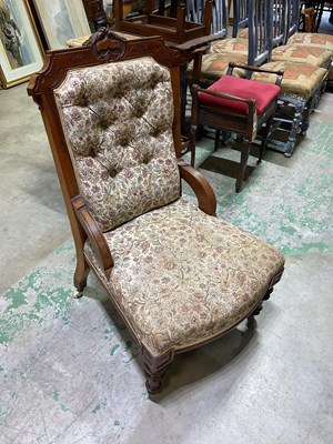Lot 564 - An early 20th century upholstered nursing chair.