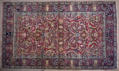 Lot 1522 - A fine quality Persian rug