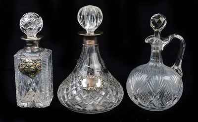 Lot 1270 - BARKER ELLIS SILVER CO LTD; an Elizabeth II...