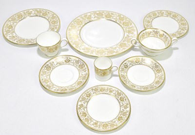 Lot 1294 - WEDGWOOD; a 'Gold Damask' pattern part dinner...