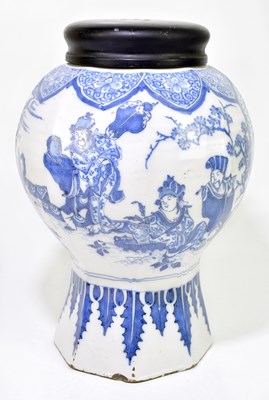 Lot 1662 - An 18th century Delft blue and white tin...
