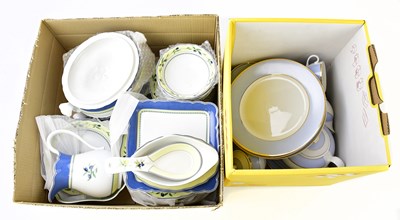 Lot 1306 - HUTSCHENREUTHER; a quantity of 'Medley'...