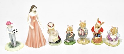 Lot 1372 - ROYAL DOULTON; a group of four Brambly Hedge...