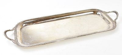 Lot 1071 - BARKER ELLIS SILVER CO LTD; an Elizabeth II...