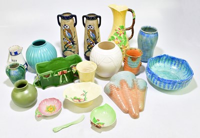 Lot 1347 - A quantity of decorative ceramics to include...