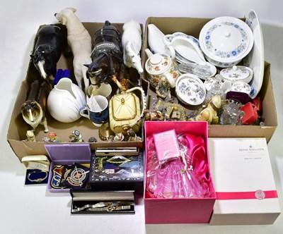 Lot 1319 - A large quantity of assorted ceramics to...