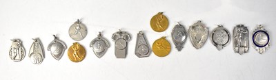Lot 142 - A quantity of sporting themed medals and tokens