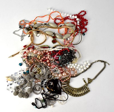 Lot 859 - Mixed costume jewellery