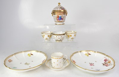 Lot 263 - A pair of 19th century scalloped edged shallow...