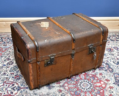 Lot 1019A - A wood and canvas travelling trunk, height...