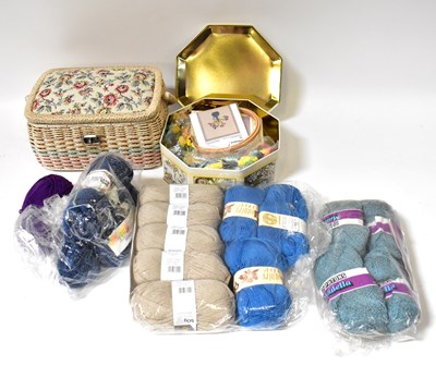Lot 195 - A large quantity of sewing and knitting items,...