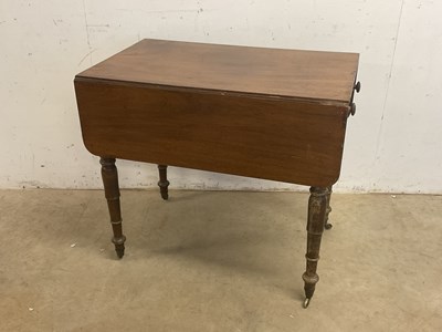 Lot 520 - An early Victorian mahogany Pembroke table...