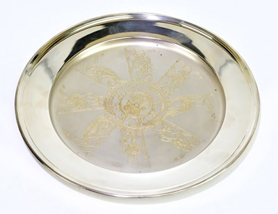 Lot 1087 - DANBURY MINT; an Elizabeth II hallmarked...