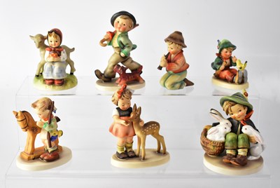 Lot 300 - HUMMEL