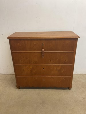 Lot 441 - A light oak chest of four drawers, height...