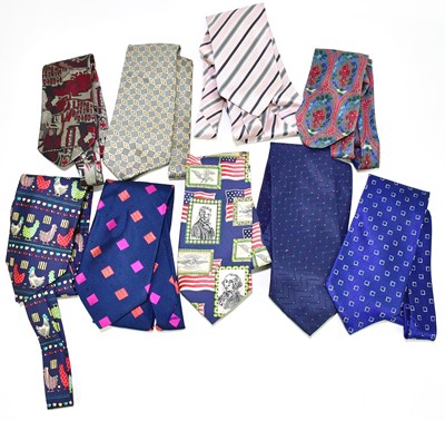 Lot 638 - HARRODS, KNIGHTSBRIDGE; a 100% silk first...