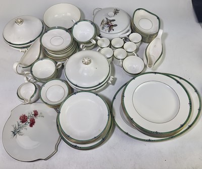 Lot 1643 - WEDGWOOD; an extensive part tea and dinner...