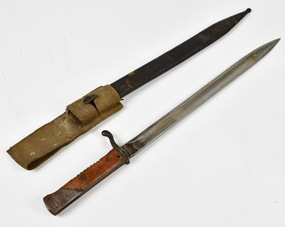 Lot 708 - An early 19th century German Mauser bayonet,...