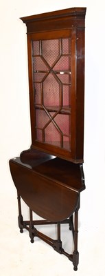 Lot 1609 - An early 20th century mahogany freestanding...