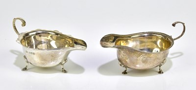 Lot 2137 - E.S BARNSLEY & CO; a  George VI hallmarked...