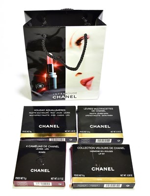 Lot 603 - CHANEL; an unused box of 'harmonie de 4 rouge'...