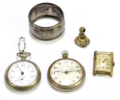 Lot 2033 - A small group of collectors' items to include...
