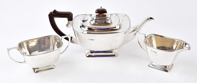 Lot 1045 - FRANCIS HOWARD LTD; a George VI hallmarked...
