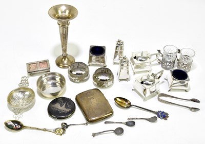 Lot 1288 - H & M; a George V hallmarked silver six piece...