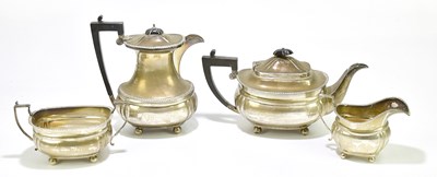 Lot 1036 - ERNEST DRUIFF & CO; a George V hallmarked...