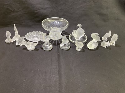 Lot 1791 - LALIQUE; a collection of thirteen pieces of...